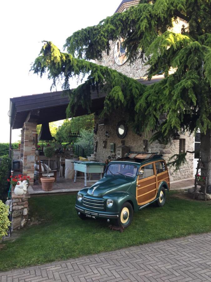 Gallo Delle Pille Monzambano Eksteriør bilde